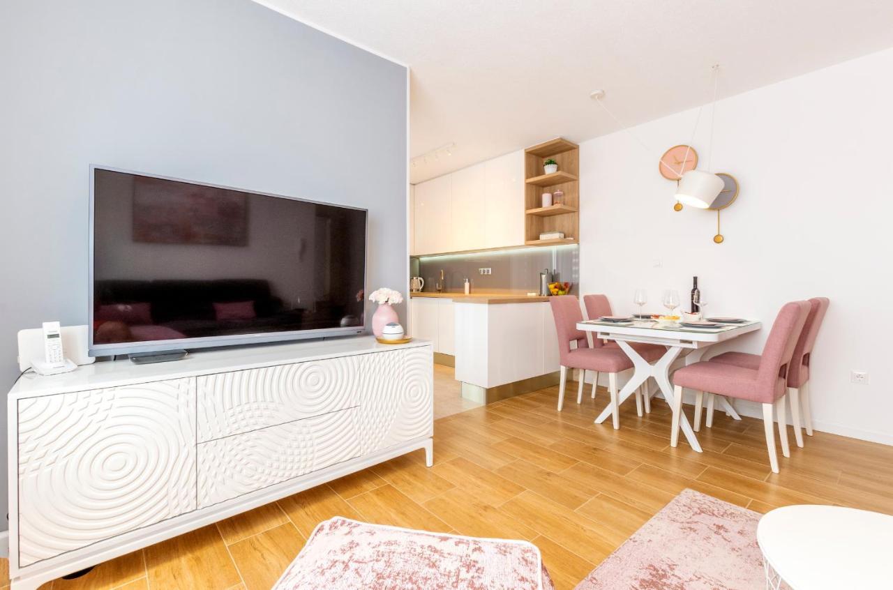 Rose Daire Kastela Dış mekan fotoğraf